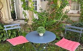 Cosy Stylish Studio Apartment